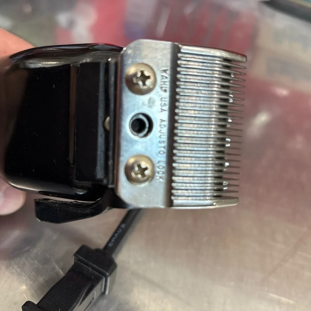 Wahl The Designer Electric Clippers 305G New Cord Refurbished Tested Made in USA